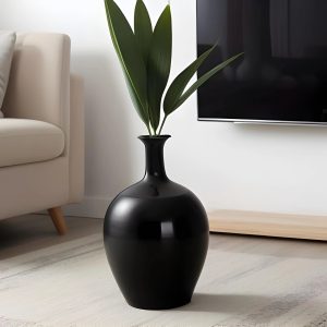 black vase